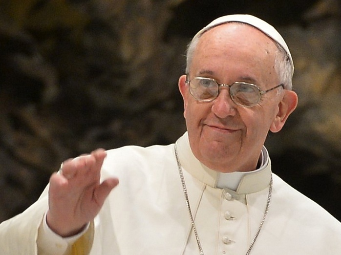 13 марта  Франциск избран новым  Папой Римским